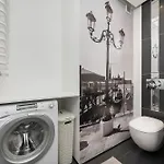 Rodzinne Z Parkingiem Sky Tower Centrum By Renters *