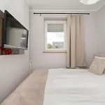Daire Rodzinne Z Parkingiem Sky Tower Centrum By Renters *