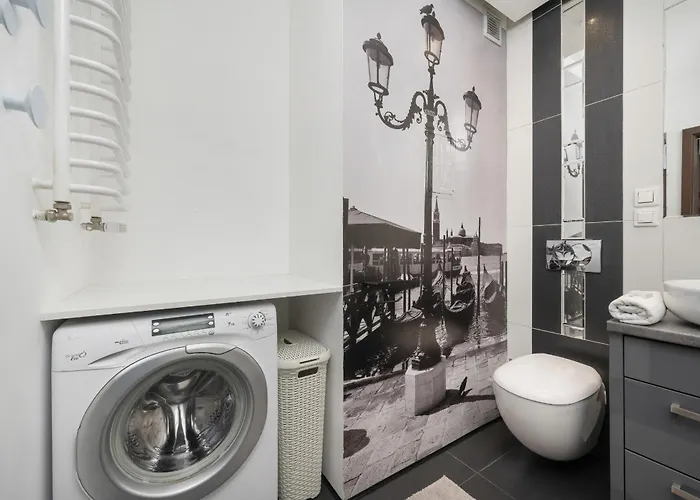 Rodzinne Z Parkingiem Sky Tower Centrum By Renters *