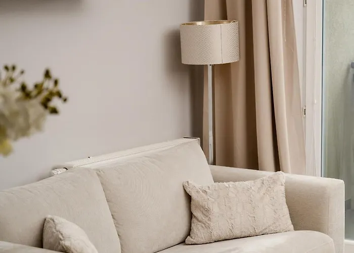 Rodzinne Z Parkingiem Sky Tower Centrum By Renters Appartamento *